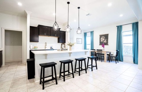 Milton House | Beautiful New 3 Bed 2 Bath