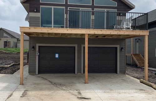Spirit Lake House | Beautiful, new 4 bedroom cabin with great views of the lake. 6 water passes