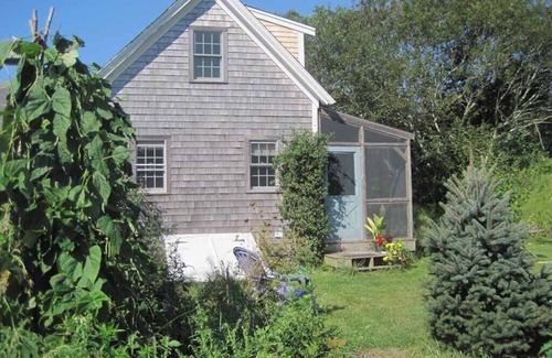 North Truro Cottage | Beautiful North Truro Cottage with screen porch, gardens, and walk to the beach