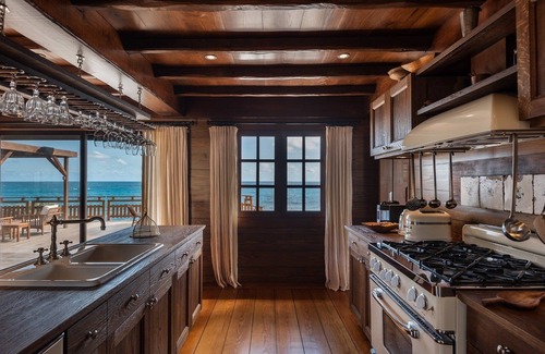 Toiny Villa | Beautiful Nureyev Luxury villa