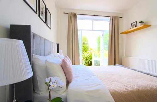 Fortis Green Apartment | Beautiful one bed garden flat in Muswell hill