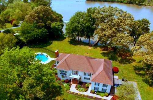 Unionville House | Beautiful, Open floor plan, amazing sunset views,Waterside Pool, Pier, 6+ac