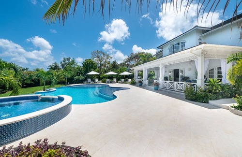 Mount Standfast Villa | Beautiful Outdoor Space With Private Pool - Fiddlesticks