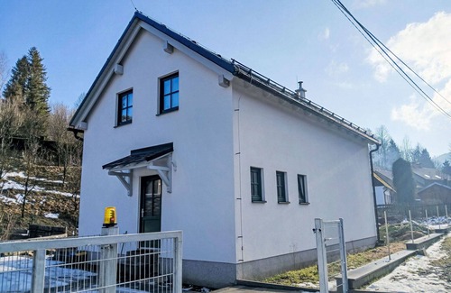 Zlate Hory House | Beautiful private villa for 4 people with WIFI, TV, patio and pets allowed