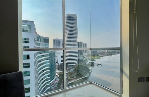 Las Penas Apartment | Beautiful Penthouse Deluxe Penthouse 12th Floor in Puerto Santa Ana, Guayaquil