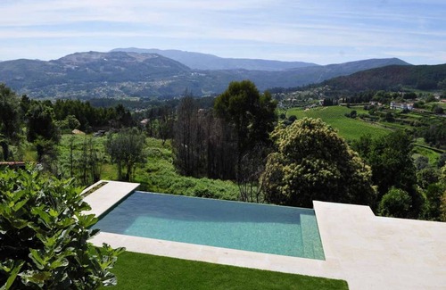 Calheiros Villa | Beautiful Ponte de Lima Villa | 4 Bedrooms | Villa Hermosa Vista | Private Pool.
