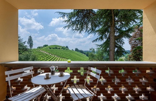 Castel Rocchero House | Beautiful private villa for 6 people with WIFI, TV and patio