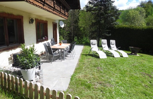 Bischofshofen House | Beautiful private villa with WIFI, TV, terrace, pets allowed, panoramic view and parking