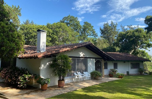 Floridablanca Villa | Beautiful private villa in Ruitoque Bajo, perfect to share with family.