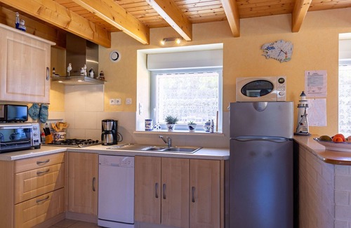 Plounevez-Lochrist House | Beautiful private villa for 4 guests with WIFI, TV, terrace and parking