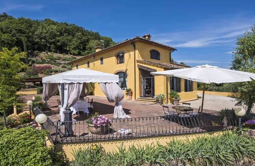 Casalguidi Villa | Beautiful private villa with WIFI, A/C, private pool, TV, terrace, panoramic view and parking