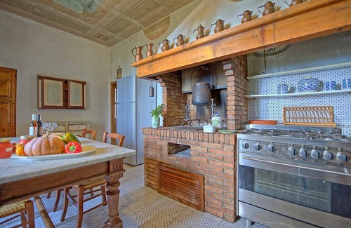 Montecatini Val di Cecina Villa | Beautiful private villa for 20 people with WIFI, private pool, TV, pets allowed and panoramic view