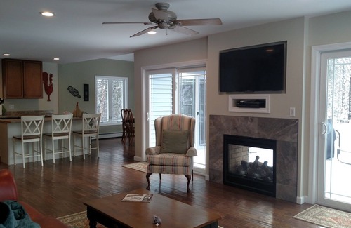 East Burke House | Beautiful Private Mountain Home 5 Bedroom.