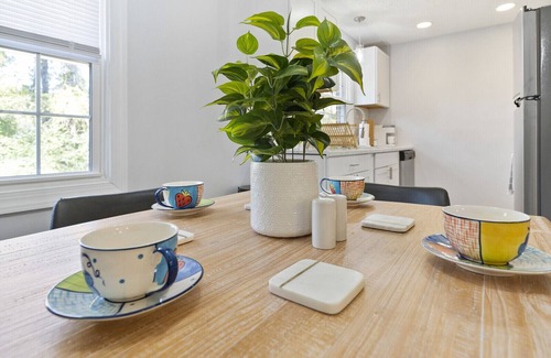 Westgate House | Beautiful Private Home and Patio