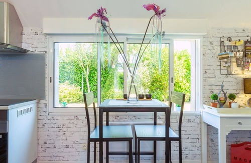 Champeaux House | Beautiful private villa for 4 people with TV, terrace and parking