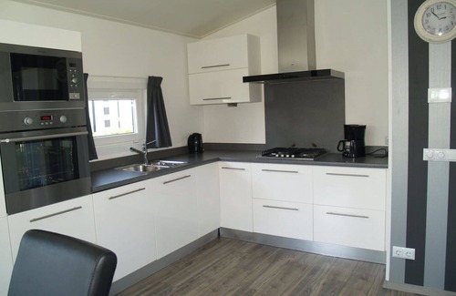 Dordtse Biesbosch House | Beautiful private villa for 6 people with pool, WIFI, TV and terrace
