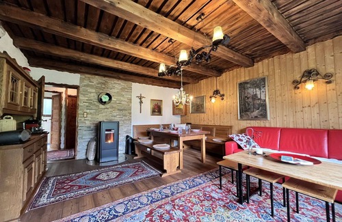 Bodental House | Beautiful private villa for 5 people with TV, pets allowed and parking