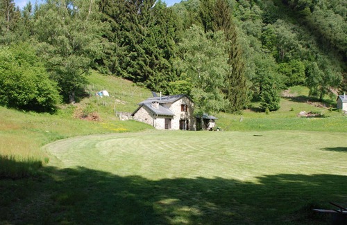 Monteceneri House | Beautiful private villa for 6 people with TV, patio, pets allowed, panoramic view and parking