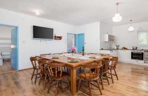 Lukovo House | Beautiful private villa for 12 people with private pool, A/C, WIFI, TV, terrace and pets allowed