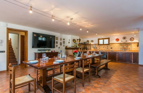 Cecina House | Beautiful private villa with hot tub, A/C, private pool, WIFI, TV, patio and pets allowed