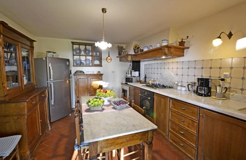 Cortona Villa | Beautiful private villa for 12 people with private pool, WIFI, TV, patio, panoramic view and par.