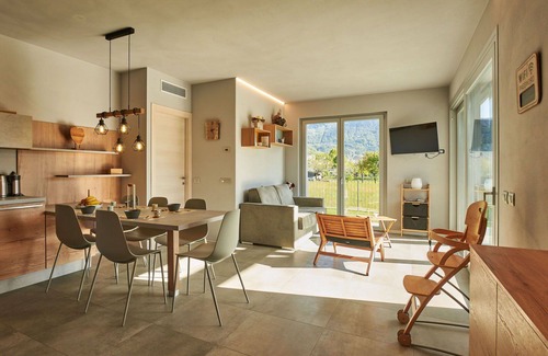 Dongo House | Beautiful private villa for 5 guests with private pool, TV, terrace and parking