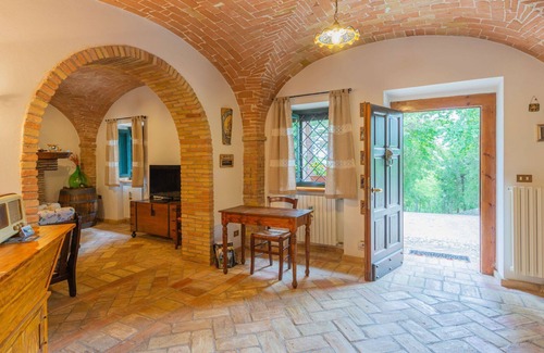 Penne House | Beautiful private villa with A/C, WIFI, private pool, TV, patio, pets allowed and parking