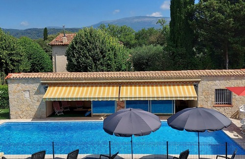 Saint-Jacques House | Beautiful Provencal Stone Villa with Large Pool and Pool House
