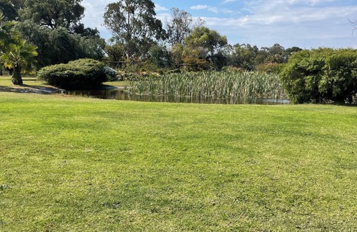 Neergabby House | Beautiful quiet farmstaynBack to basics and back to nature.