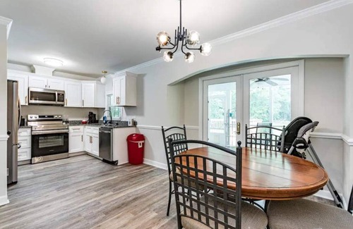 Fuquay-Varina House | Beautiful recently updated 3bed/2 bath ranch