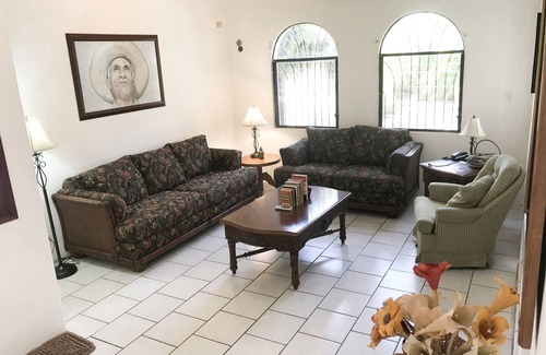 Colonia Independencia House | Beautiful redecorated home in the heart of Cozumel