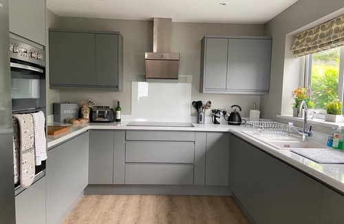 Dyffryn Ardudwy House | Beautiful relaxing House, nearby beach and within the Snowdonia National Park