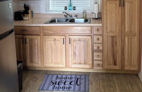 Espanola Apartment | Beautiful remodeled 1 br 1 ba casita in the south side of Espanola.