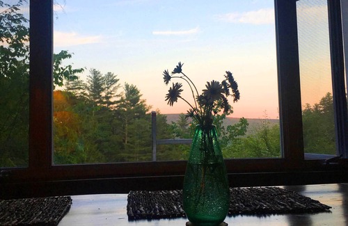 Wurtsboro Cabin | Beautiful, remote Catskills cabin over waterfall with amazing views & hot tub