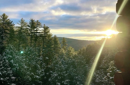 Wurtsboro Cabin | Beautiful, remote Catskills cabin over waterfall with amazing views & hot tub