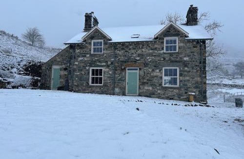 Dolgellau House | Beautiful Remote Cottage near Dolgellau
