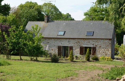 Larchamp House | Beautiful Renovated Gite in the Countryside