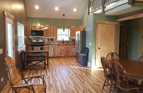 Willard House | Beautiful Retreat in the Northwoods