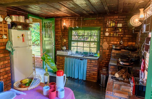 Rio Acima Cottage | Beautiful Rustic House with 8 Private Waterfalls