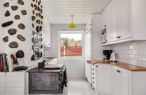 Tollered House | Beautiful House With Private Lakefront Views