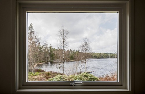 Tollered House | Beautiful House With Private Lakefront Views