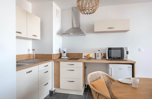 Pleneuf-Val-Andre Apartment | Beautiful seafront flat for 2