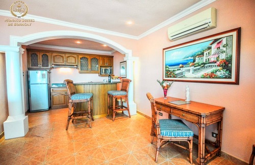 Manoc-Manoc Resort | Beautiful seaside all-villa resort located in the world's most beautiful island.
