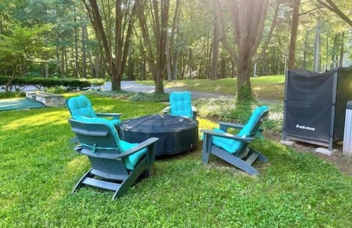 Dickerson Apartment | Beautiful, Secluded & Private on 50-acre Estate