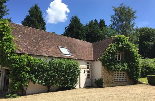 Liphook Cottage | Beautiful South Downs Cottage w/private gate opening onto the Downs.
