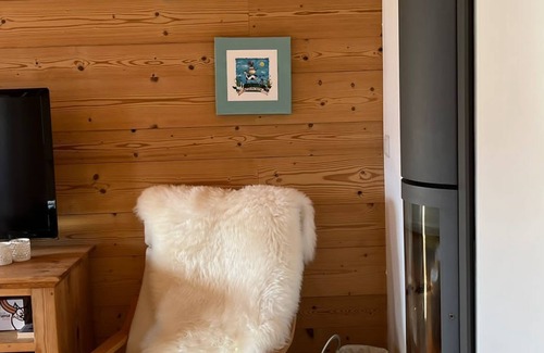 Verchaix Apartment | Beautiful south-facing apartment 68m2 facing the mountains with view of the Grand Massif