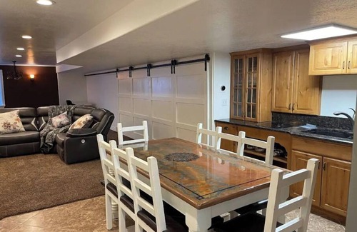 Kaysville House | Beautiful, spacious 2-bedroom home in Kaysville