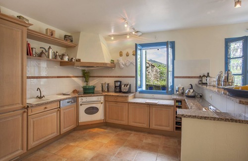 Poggio-di-Nazza Villa | Beautiful stone house in the village of Poggio-di-Nazza
