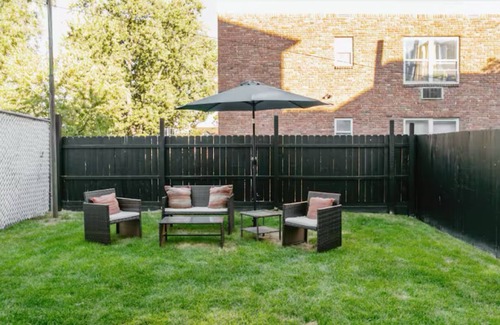 Ampere House | Beautiful Suite Mins to EWR & NYC