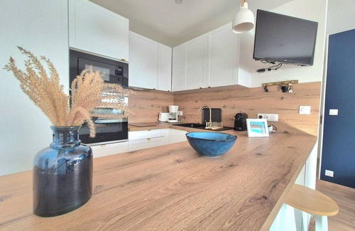 Saint-Igneuc Apartment | Beautiful T3 9 minutes from the beach